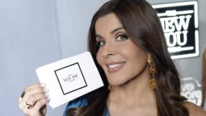 Adriana Cataño deslumbra en gala New You Beauty Awards