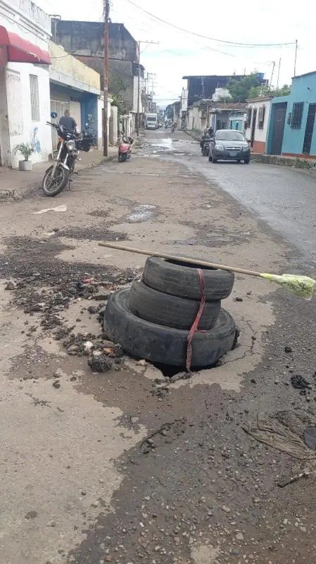 Aguas servidas en la calle 3 de San Antonio