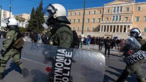 Al menos cuatro heridos por un tiroteo en el centro de Atenas | elperiodico.com