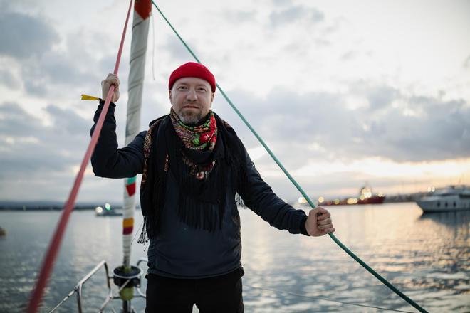 Andryi Movtxan, activista ucraniano en la flotilla: "Quienes resisten a la ocupación en Gaza y en Ucrania tienen mucho más coraje que nosotros"