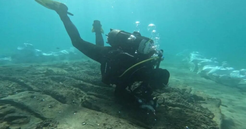 Arqueólogos documentan un auténtico cementerio de 124 barcos hundidos a lo largo de 2.400 años en Gibraltar