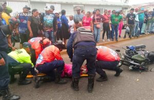 Arrollamiento frente a la U.E Estado Trujillo dejó un peatón y un motorizado lesionados
