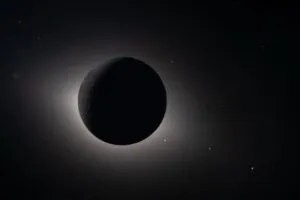 Artemis II comienza el viaje de regreso tras visitar la cara oculta de la Luna