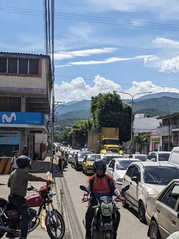Así transcurre el tránsito binacional este 30A