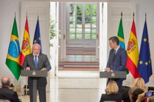 Barcelona recibe a líderes de izquierda de todo el mundo para plantar cara a Trump y al nuevo orden mundial | elperiodico.com