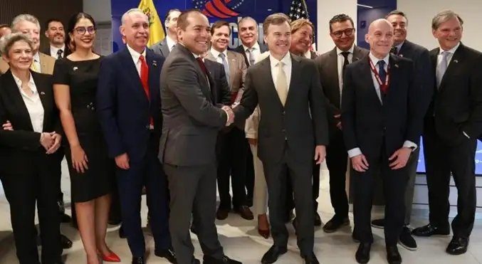 Barrett confirma que empresas de EEUU y Venezuela "están listas"