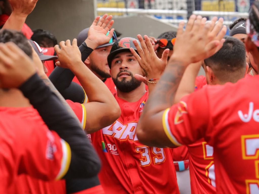 Bates de Guerreros tronaron en el inicio de la Liga Mayor