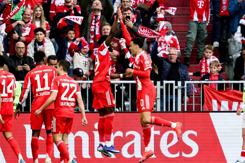 Bayern Múnich goleó y se consagró con su título 35 en Alemania