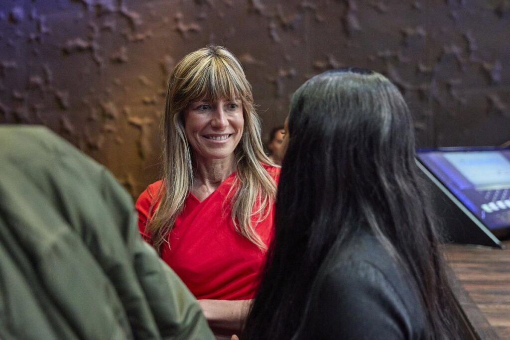 Begoña Gómez reprocha al juez Peinado su instrucción "anormalmente acelerada", que "vulnera" el derecho de defensa