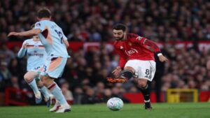 Bruno Fernandes acecha el récord de asistencias de la Premier League en una temporada