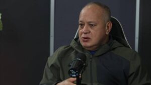 Cabello afirma que relación con el FMI servirá para recuperar recursos del país