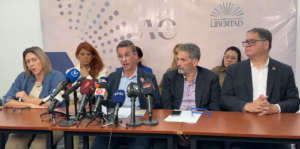 Capriles propone salario mínimo de 150 dólares y advierte que un ajuste de 20 o 30 dólares “sería una burla”