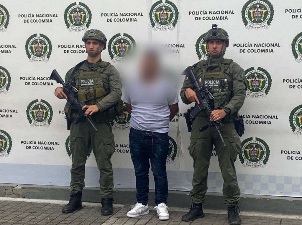 Capturado uno de los acusados del atentado que dejó al menos 20 muertos en Colombia (VIDEO)