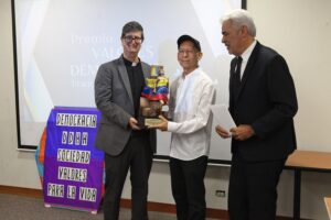 Cepyg y Ucab entregaron el premio Valores Democráticos «Padre José Virtuoso S.J» 2026
