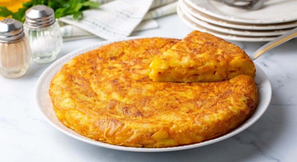 Cómo hacer gamjajeon, la versión coreana de la tortilla de patata que se prepara en pocos minutos