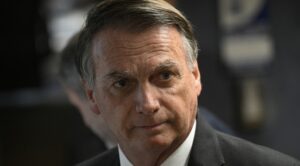 Congreso de Brasil aprueba reducir penas impuestas a Bolsonaro