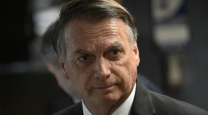 Congreso de Brasil aprueba reducir penas impuestas a Bolsonaro