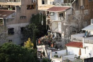 Cuatro muertos y una ojiva sin detonar: las angustiosas horas de rescate en Haifa tras un ataque iraní  – AlbertoNews