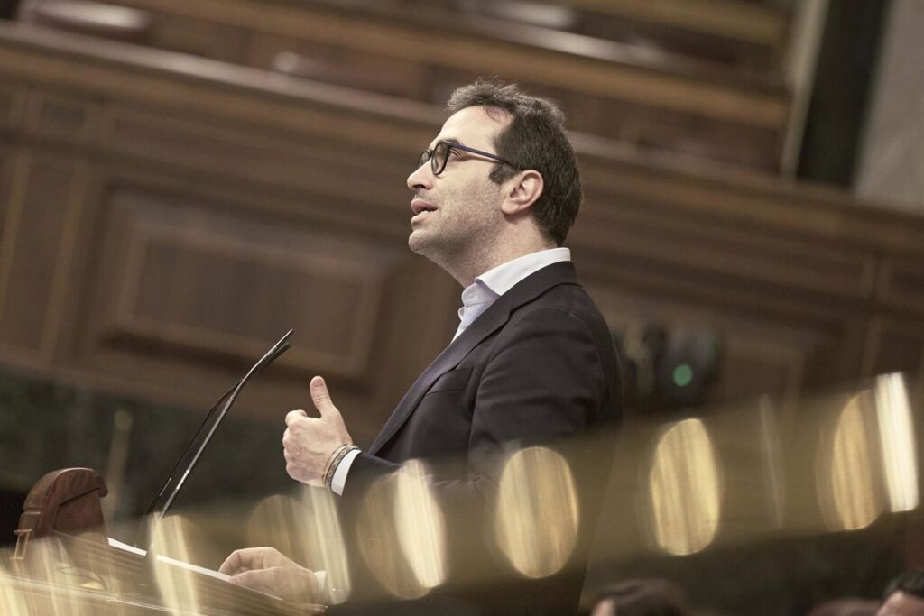 Cuerpo afirma que el Gobierno "intentará" presentar los PGE antes del verano y que ya estarían sin la guerra