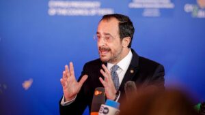 DEFENSA MUTUA UE | Los líderes de la UE encargan a Bruselas aclarar «cómo responder» si un socio activa la cláusula de defensa mutua
