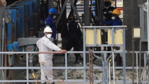 DERRUMBE MINA RUSIA | Al menos ocho mineros sepultados en el derrumbe de una mina en el Lejano Oriente de Rusia | elperiodico.com
