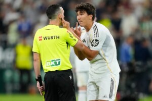 Da vergüeza ver a este Real Madrid | LaLiga EA Sports 2025 | elmundo.es