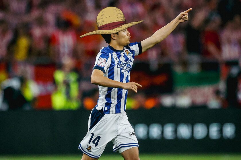 "De las cosas más bonitas me ha pasado después del fútbol": Kubo acaba de ganar la Copa del Rey con la Real Sociedad y lo primero que ha hecho ha sido recomendar One Piece