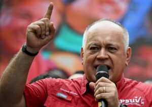 Defensa de Maduro no compartirá pruebas con Diosdado Cabello