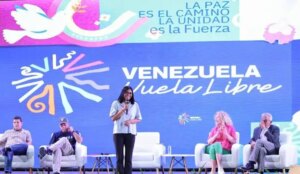 Delcy Rodríguez a John Barrett: No puede haber ni una sanción
