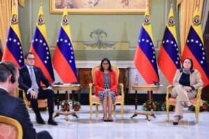 Delcy Rodríguez aduló a Donald Trump frente a delegación de la Casa Blanca: «Es un hombre de acción»