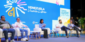 Delcy Rodríguez reitera que habrá una mejora ante expectativa por anuncios del 1 de mayo