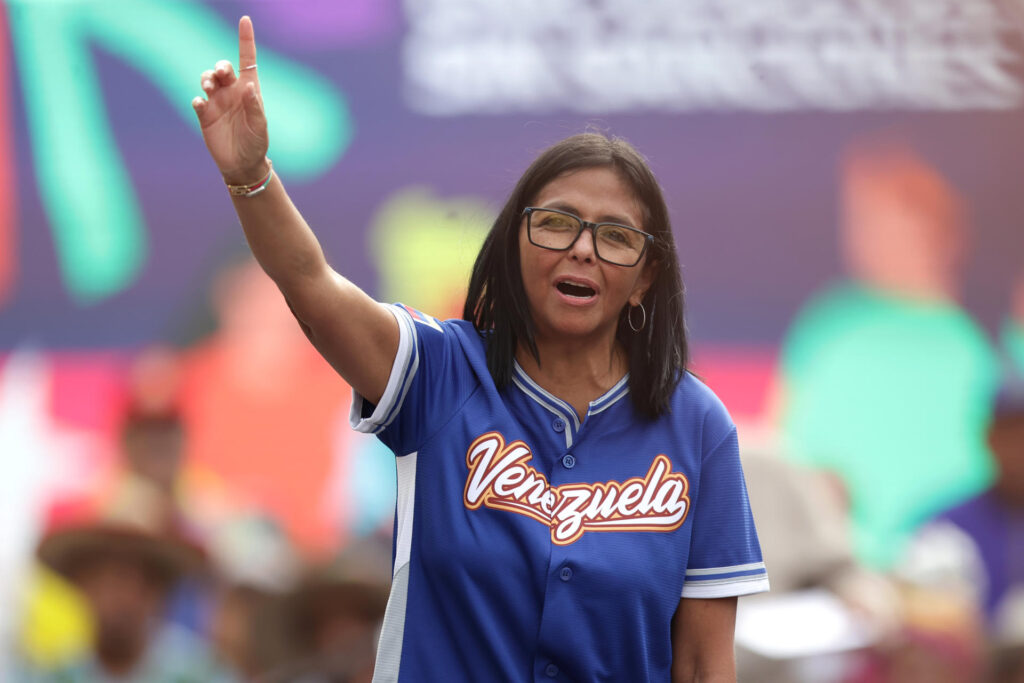 Delcy Rodríguez se adjudicó la reanudación de vuelos directos desde EEUU a Venezuela