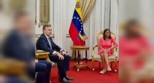 Delcy Rodríguez se reúne con Encargado de Negocios de EEUU