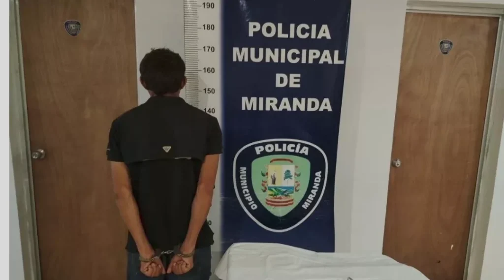 Detenido sujeto tras asaltar a ciudadana con un cuchillo en Miranda