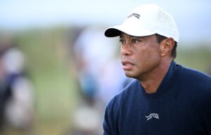 Difunden video de cámara corporal del arresto de Tiger Woods