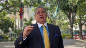Diputado José Gregorio Correa afirmó que el país necesita un nuevo modelo económico con urgencia