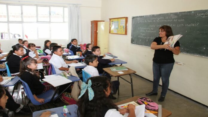 Docentes de Táchira confían en recuperar derechos salariales con el anuncio del próximo #1May