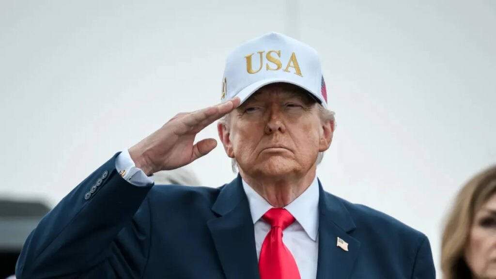 Donald Trump aseguró que destruyó 158 barcos: La armada iraní yace en el fondo del mar
