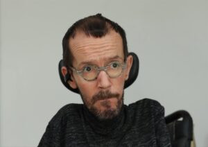 Echenique, absuelto de un delito de odio por un tuit sobre «deportar sacerdotes» pederastas | europapress.es
