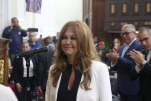 Eglée González Lobato se comprometió a visitar las cárceles donde permanecen presos políticos