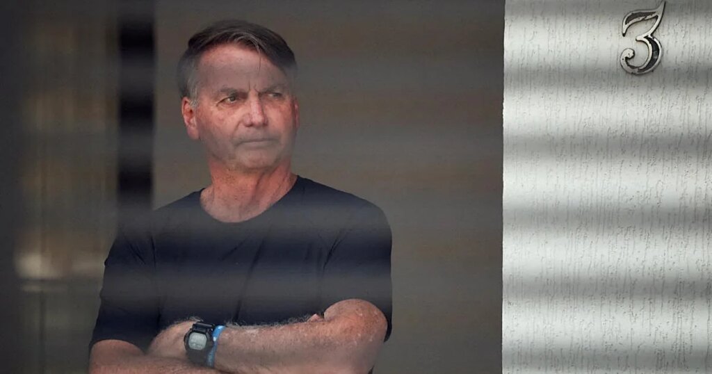 El Congreso de Brasil reduce la condena de Bolsonaro
