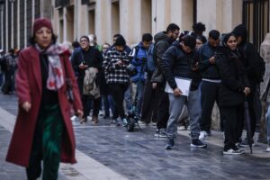 El Gobierno elimina la declaración responsable de la regularización de migrantes para acreditar ausencia de antecedentes | europapress.es