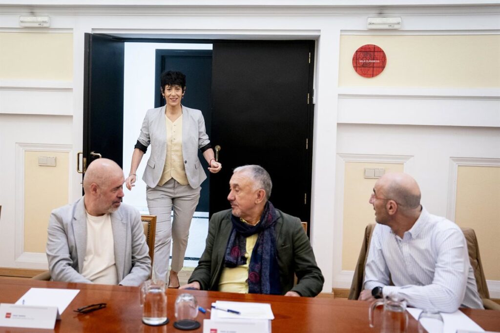El Gobierno remitirá a los agentes sociales una nueva propuesta para mejorar las bajas médicas, según UGT
