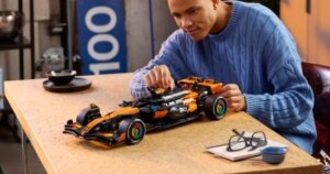 El LEGO Technic McLaren MCL39 de Fórmula 1 cae a su precio más bajo y desata la locura entre sus fans
