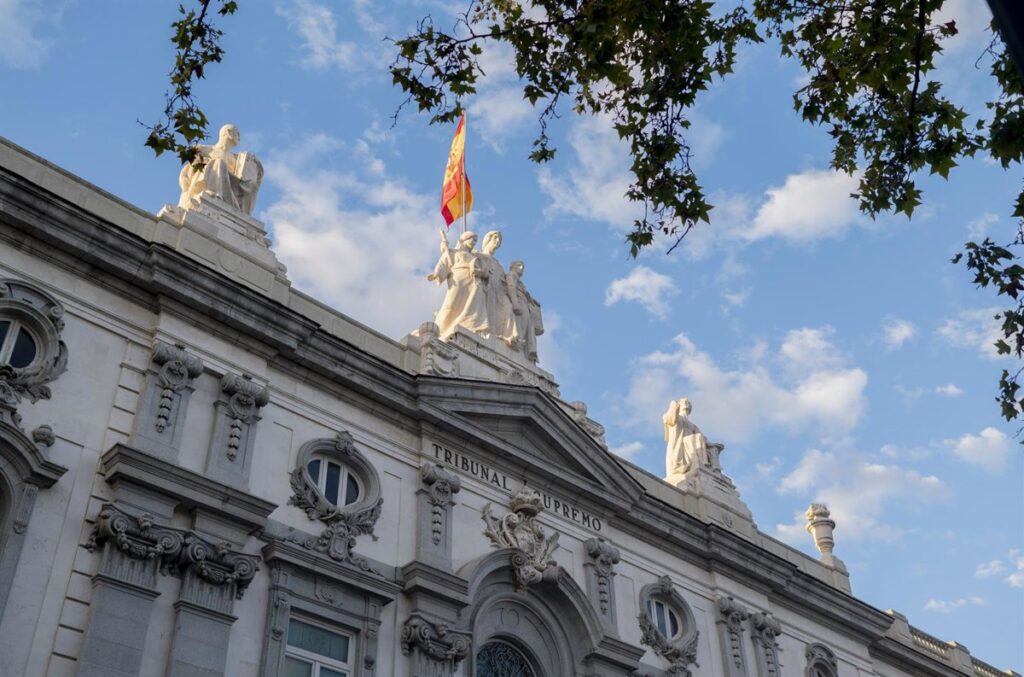 El TS rechaza la suspensión cautelarísima de la regularización extraordinaria de migrantes pedida por una asociación