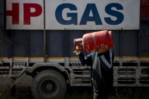 El alto el fuego entre Irán y EEUU comienza su último fin de semana con incertidumbre en Ormuz y amagos de negociaciones | europapress.es