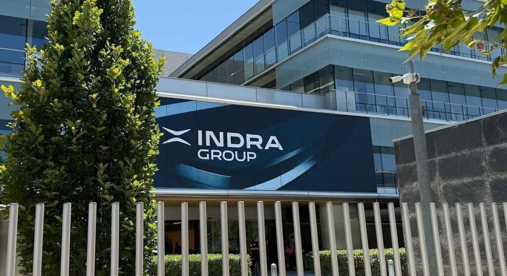 El cambio de poder en Indra se produce bajo el asedio de los fondos bajistas con 313 millones en posiciones cortas