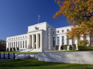 El candidato de Trump para presidir la Fed se somete este martes a examen en el Senado de EEUU | europapress.es