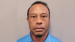 El desesperado pedido de Tiger Woods a la policía tras el accidente: Lo único que necesito