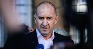 El exgeneral prorruso y euroescéptico Rumen Radev gana las elecciones legislativas en Bulgaria